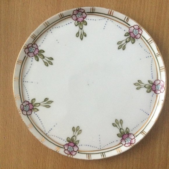 Vintage antique hand painted Nippon porcelain small tray plate round floral - Picture 1 of 4